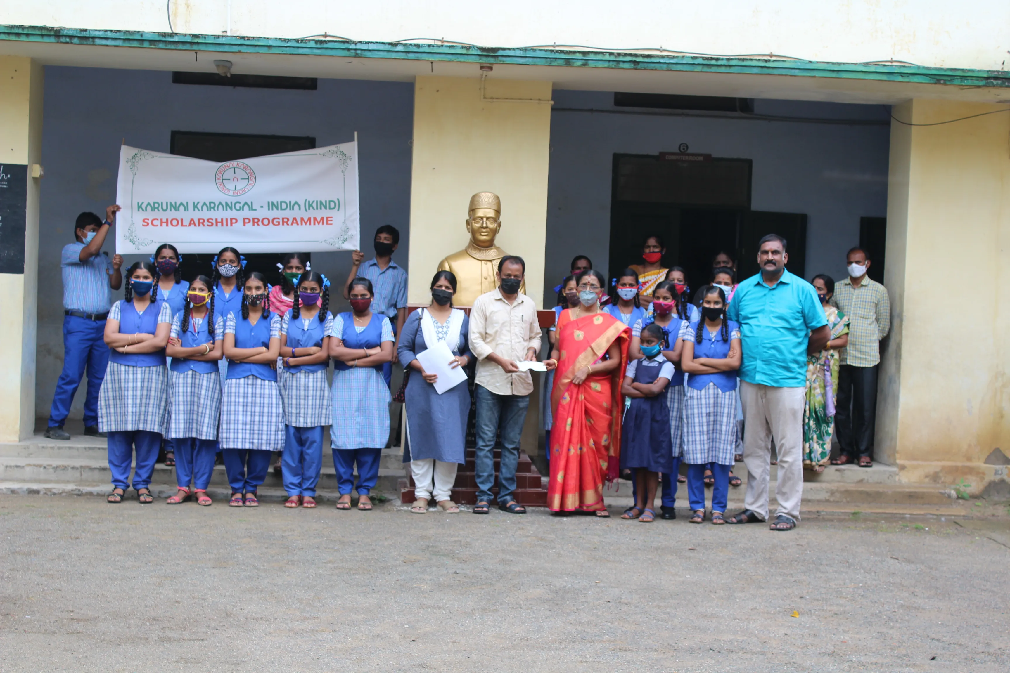 C. Jancy Rani, a proud Karunai alumna from Gingee, now works as an administrator in Chennai.
